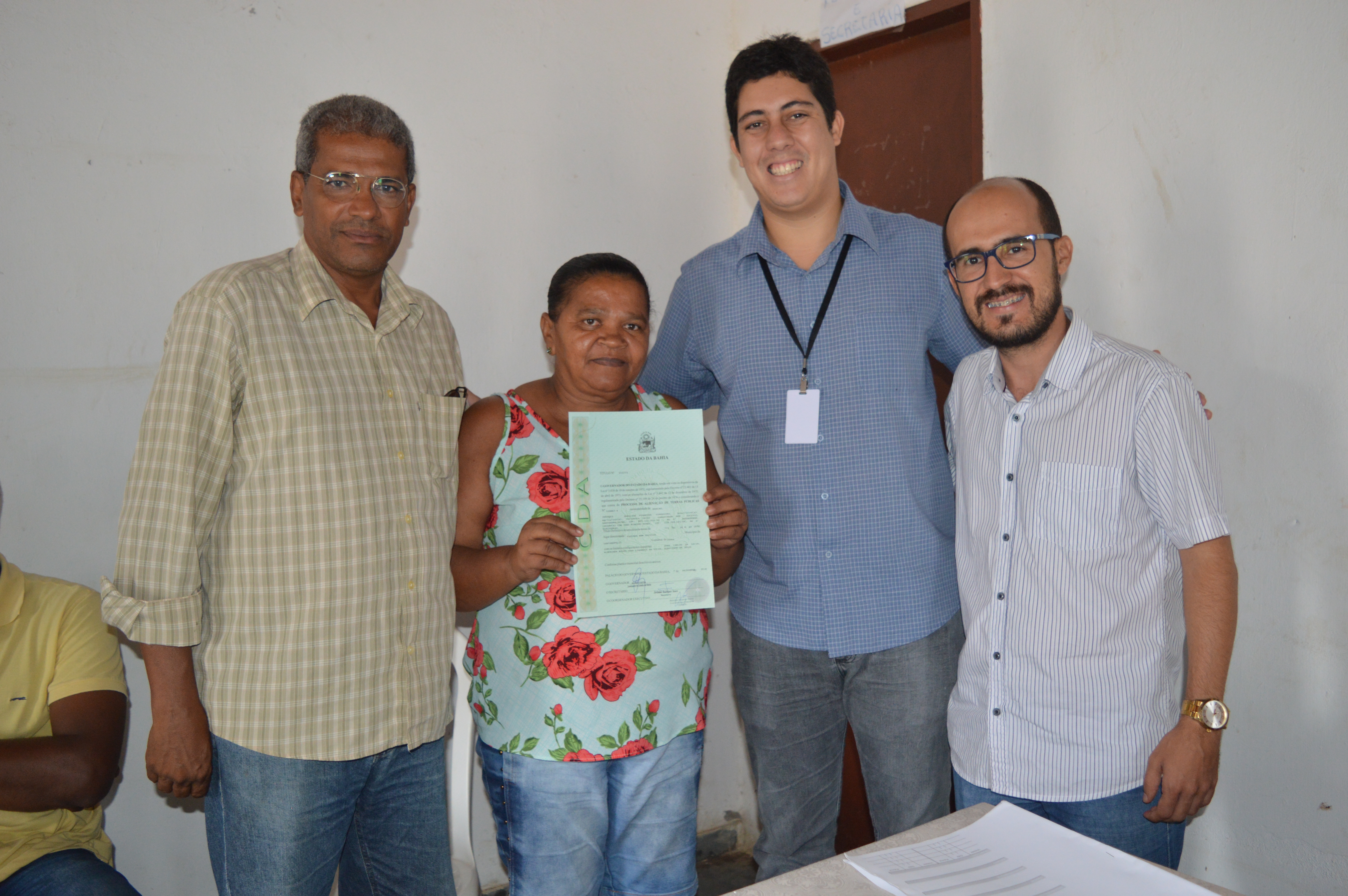 Consórcio Portal do Sertão faz entrega de títulos de terra no município de Santanópolis