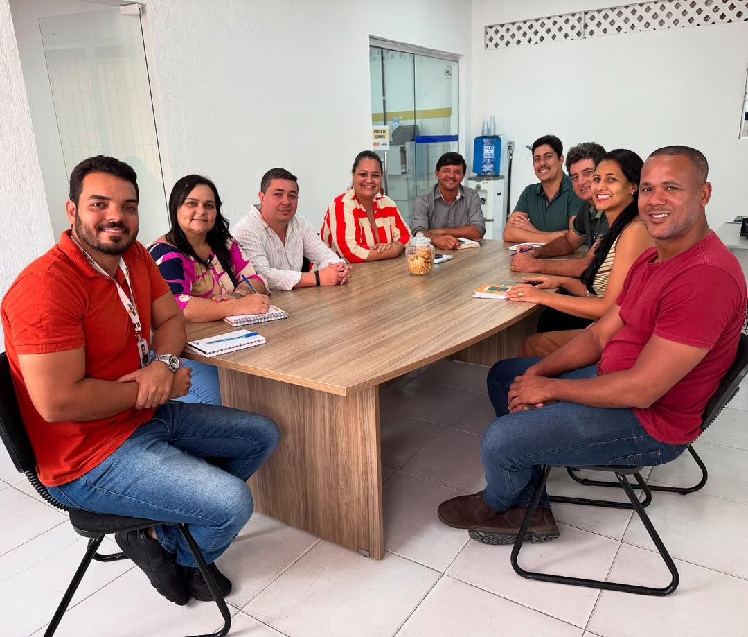 Reunião com equipe da Secretaria de Agricultura e Meio Ambiente de Santa Bárbara!