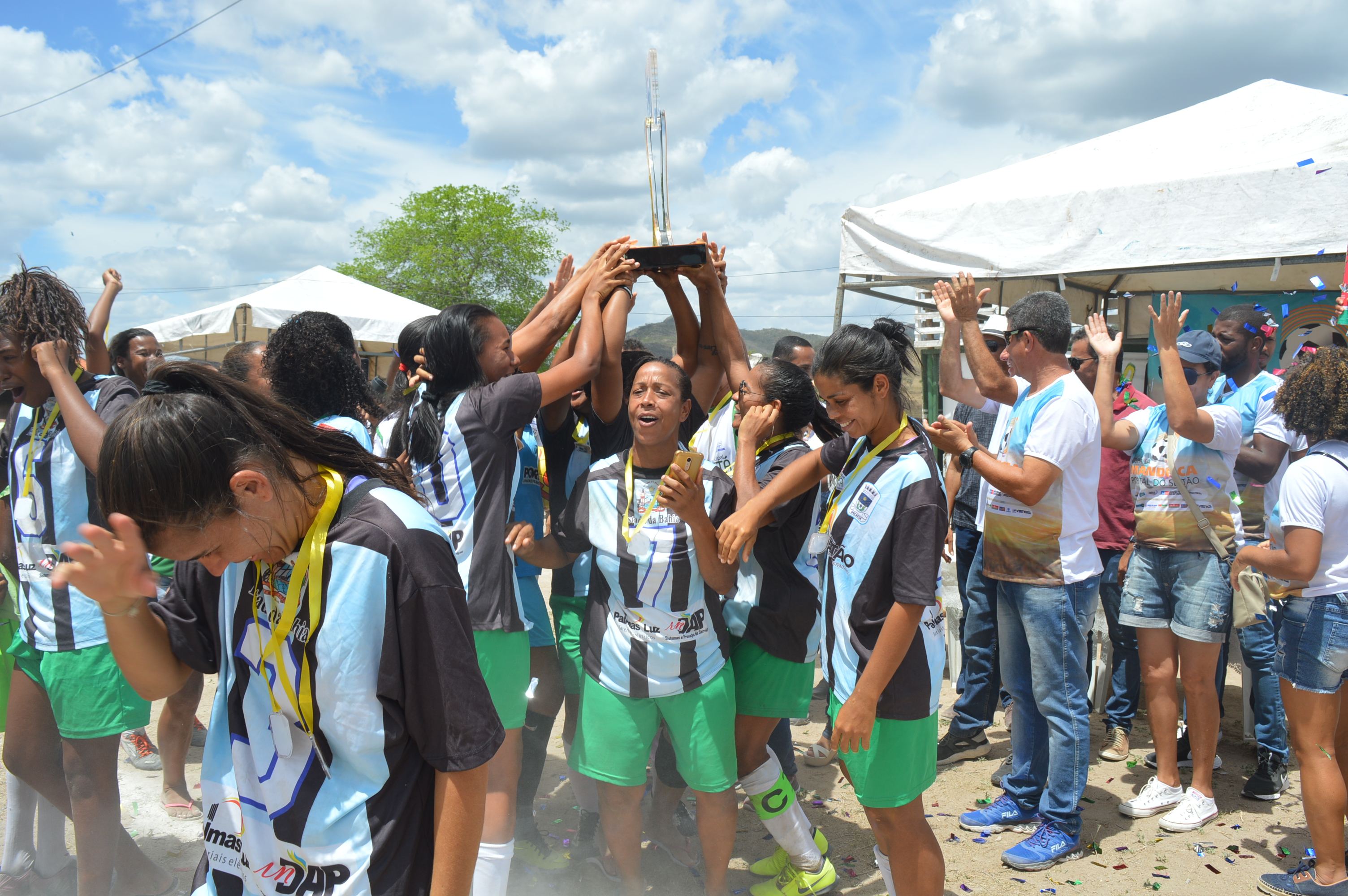 Seleção de Ipecaetá é a grande vencedora da categoria feminina da Copa da Mandioca 2019