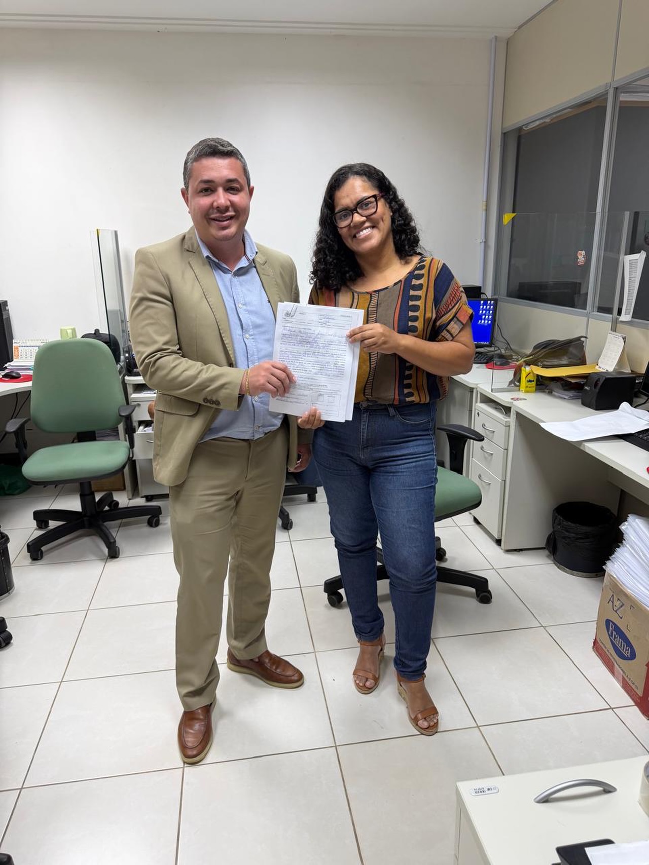 Regularização fundiária avança com entrega de mais 105 processos para titulação em ...